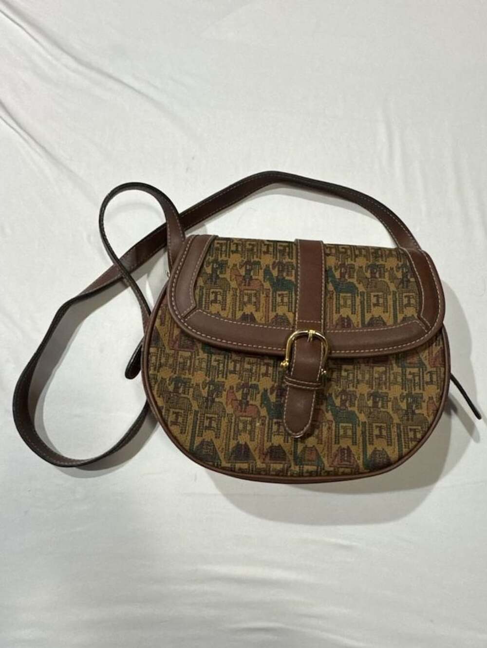 Vintage Tapestry Pattern Crossbody Bag w/Brown Leather Trim & Front